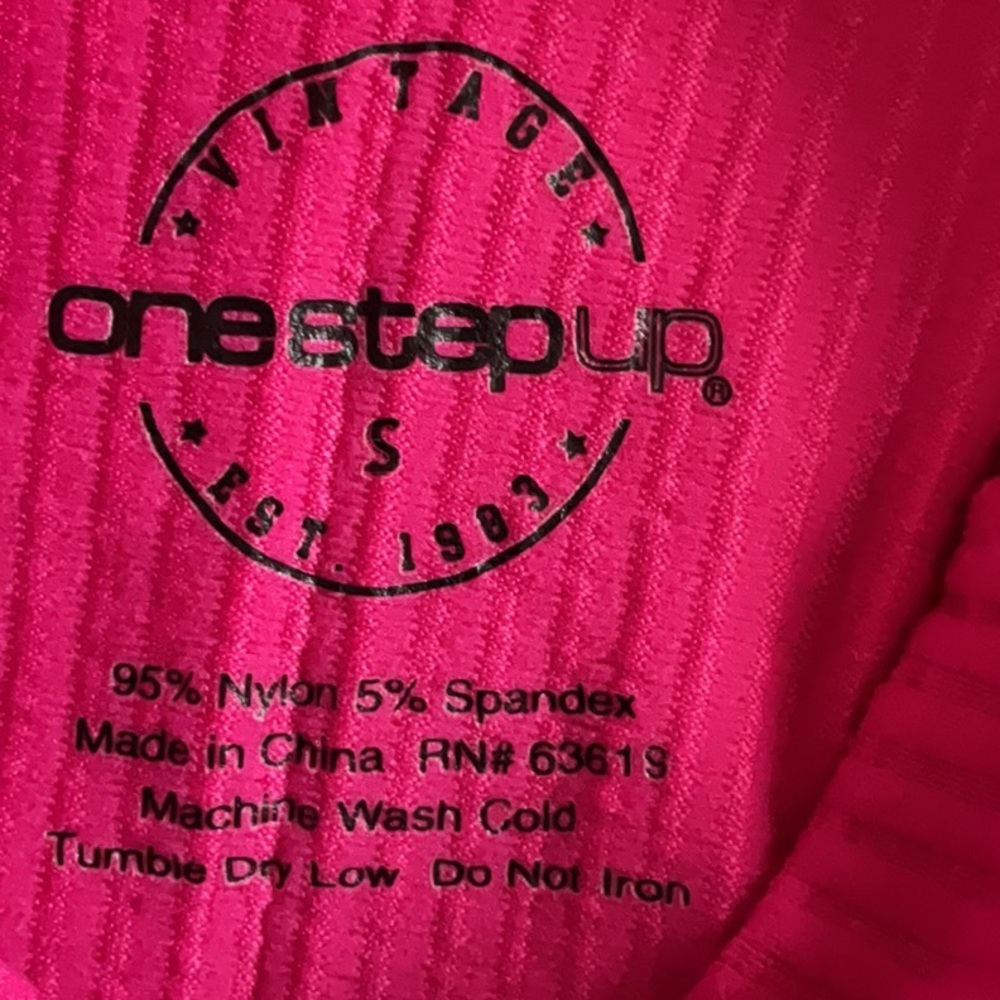 One Step Up Pink Ribbed Top - Picture 5 of 6